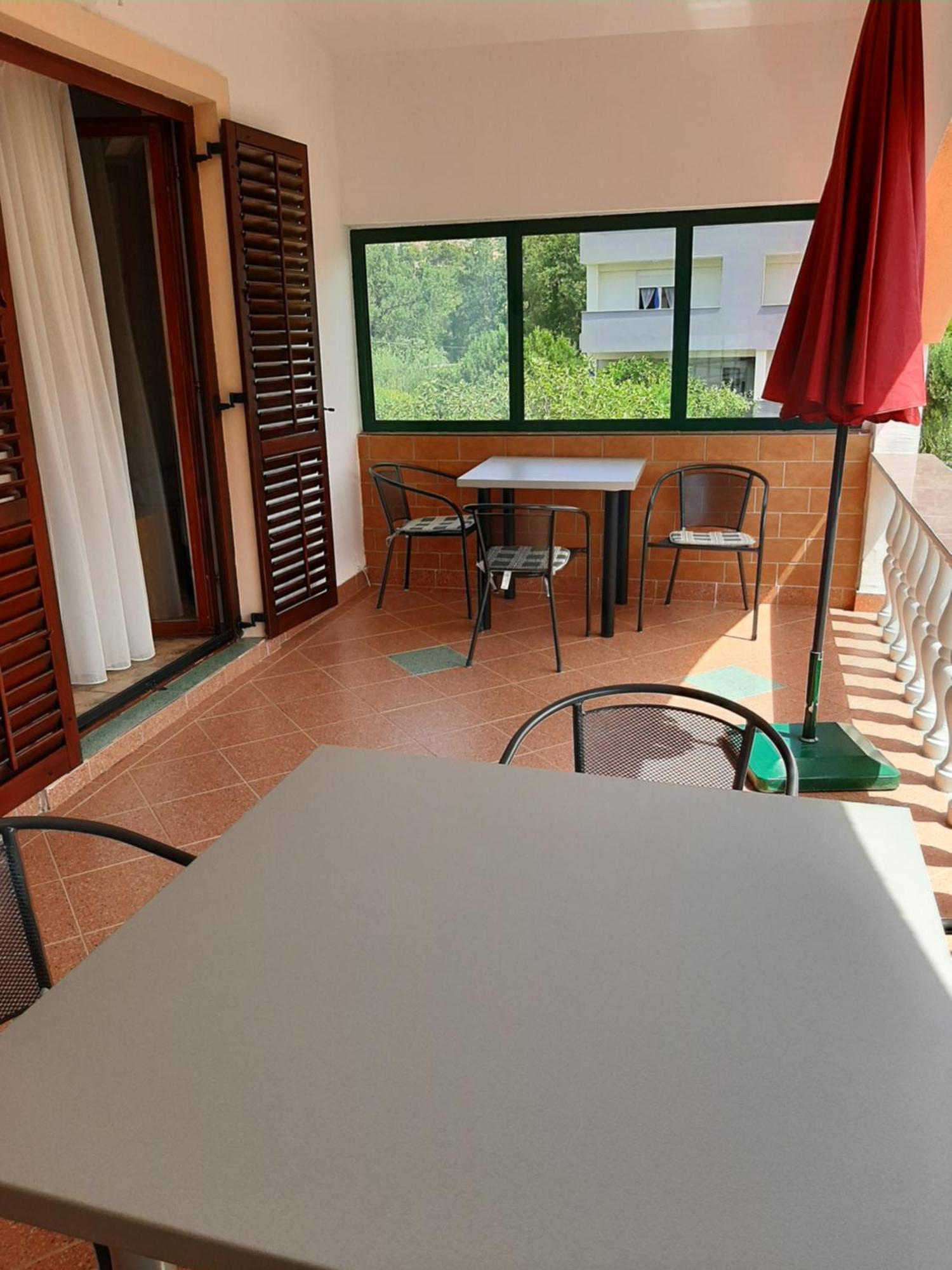 Apartments Marta Starigrad Paklenica Habitación foto